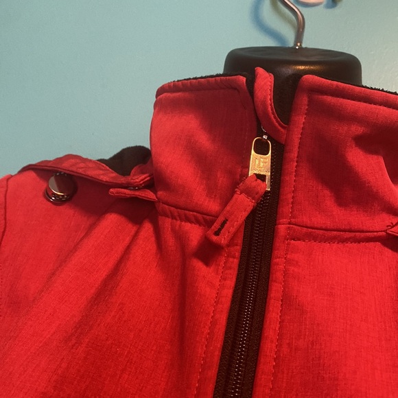 Ladies London Fog rain coat with hood. Size S - Picture 3 of 8